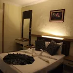 Hotel Efes 2*