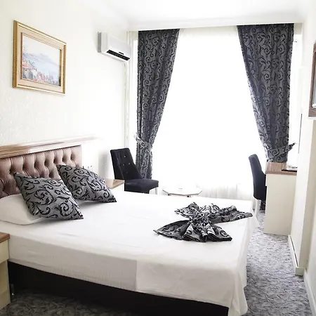 Hotel Efes 2*